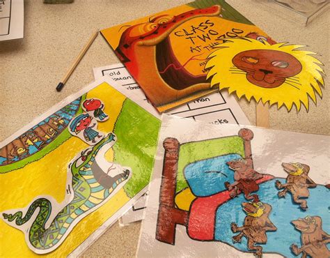 An Artists Life For Me Story Sacks Class Two At The Zoo