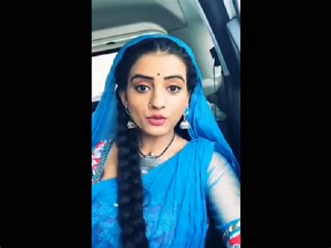 Watch Bhojpuri Actress Akshara Singh Gets Emotional While Thanking