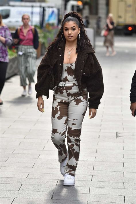 1) mabel alabama pearl mcvey (born on 20 february 1996 in málaga, spain) is a british singer and songwriter, who is the daughter of swedish. Mabel McVey in a Brown Jacket Arrives at Global Radio in ...