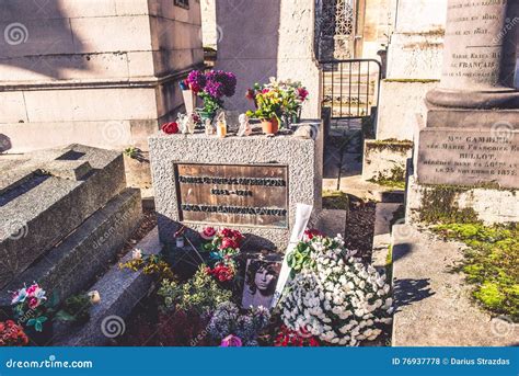 Tombe De Jim Morrison Cimetière De Pere Lachaise Photo Stock éditorial
