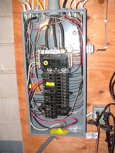 wiring a 100 amp breaker box