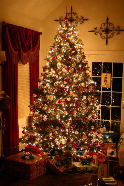 9 Professional Christmas Tree Decorating Ideas Ijmsnaz