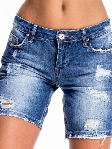 Niebieskie Jeansowe Szorty Z D U Sz Nogawk I Przetarciami Spodnie