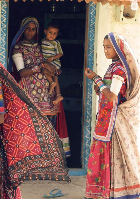 kutchi ladies india culture traditional outfits indian women