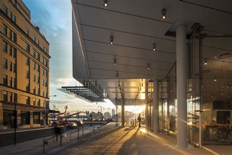 Whitney Museum By Renzo Piano Opens In New York