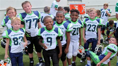 Titans Usa Football Award Nfl Foundation Funded Grants To Local Youth