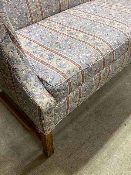 Clayton Marcus Hickory Nc Upholstered Loveseat Fading Dixons