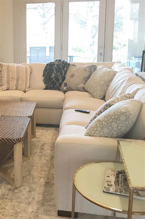 Living Room Inspiration & Ideas For A Sectional Couch | Cream couch