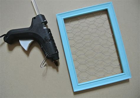 Do More With Less Tutorial Thursday Diy Chicken Wire Frame