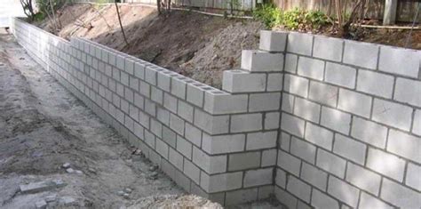 Construction Of Concrete Block Retaining Walls With Steps