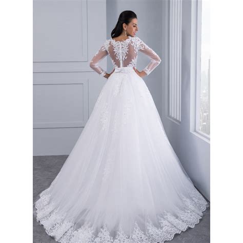 Ball Gown Wedding Dresses With Detachable Train Lace Appliques Pearls