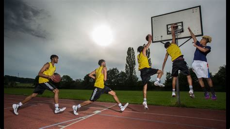 How To Shoot Multiple Flashes To Capture Motion In Sports Photography