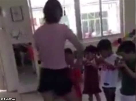 Chinese Teacher Caught Taping Pupils Mouth Shut Daily Mail Online