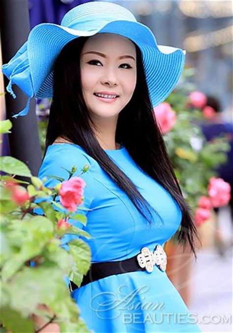 Gallery Member Asian Ling Lingling From Shenzhen Yo Hair Color Black