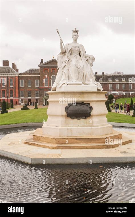 Statue Of Queen Victoria Outside Kensington Palace Kensington Gardens