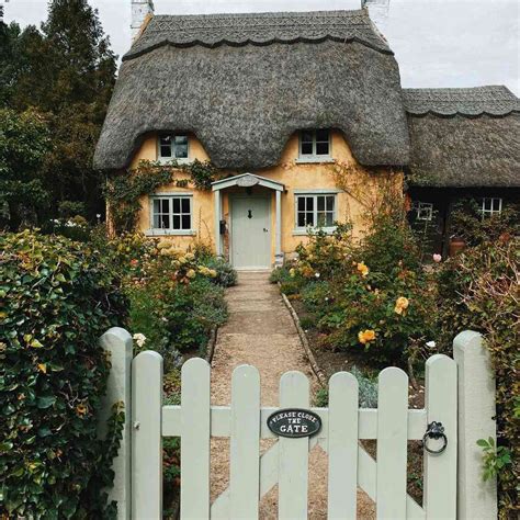 English Cottage Home Designs Classic English Cottage The Art Of Images