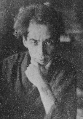 芥川龍之介 生前の映像 昭和２年（1927） ryunosuke akutagawa. 芥川龍之介とは - コトバンク