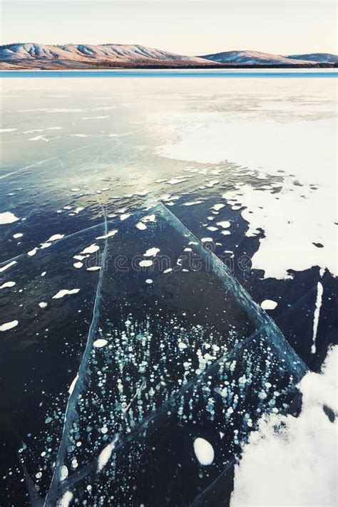 Cracked Ice On The Frozen Lake Stock Image Image Of Russia Covering