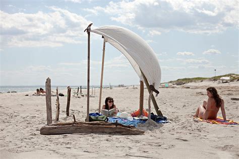 Photographs From Fort Tilden Beach Nytimes Com Best Tents For Camping Hidden Beach Beach Diy