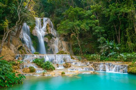 kuang-si-waterfall-a-representative-of-the-laos-waterfall,-i-visited