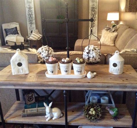 6 Tips On How To Get Your Living Room Decor Set For Easter Rustic