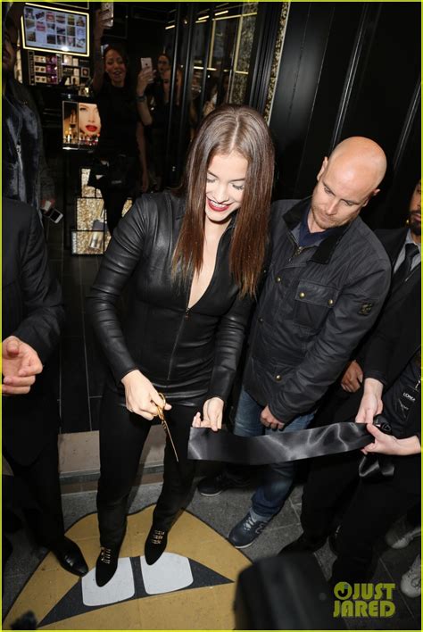Barbara Palvin Opens Loreals First Boutique In Paris Photo 3773720