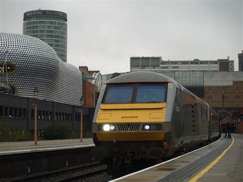 Chiltern Railways Mark 3 Dvt 82302 Waits For Departure Fro Flickr