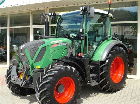 It is easy to operate. Fendt 300 Vario Tractors specifications Price list, features