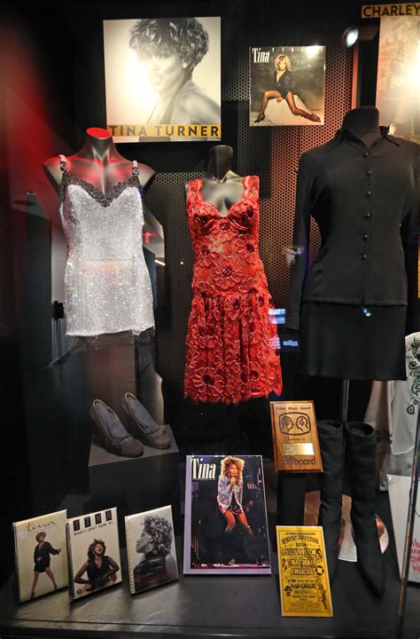 Rock Roll Hall Of Fame Kicks Off Induction Week With New Exhibit Celebration Day Cleveland Com