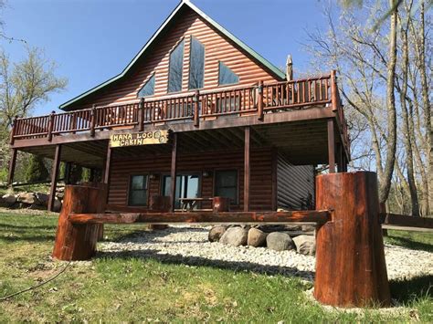 12 Best Cabin Rentals Near The Wisconsin Dells