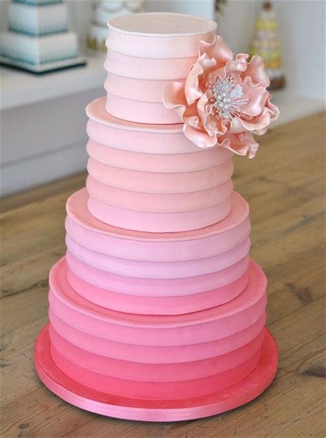 Home Featured 26 Oh So Pretty Ombre Wedding Cake Ideas Pink Ombre