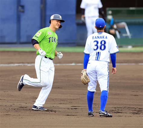 【トライアウト】元ヤクルトの中山翔太が豪快アーチでnpb復帰へアピール プロ野球写真ニュース 日刊スポーツ