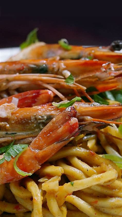 Nah, jika kamu sedang ingin menyantap kuliner aceh tapi tak bisa menemukan warung makan yang tepat. Mie Aceh Tumis - Stir-fried Aceh Noodle | Resep | Resep ...