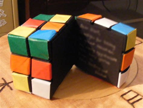 As cubing becomes increasingly popular, more players are looking for an accessible entry point to the hobby. Origami Rubik's Cube greeting card | Make: