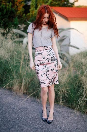 what to wear to your fall internship 35 outfits that make a good impression pencil skirt