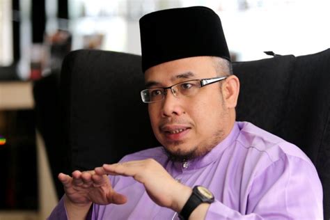 How to abbreviate mohd asri zainal abidin? Pihak sengaja bangkitkan isu perkahwinan Rasulullah jahat ...