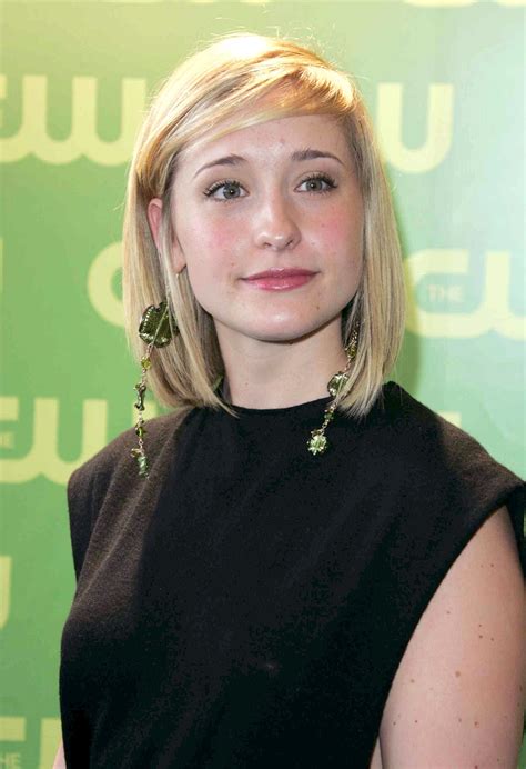 Smallvilles Allison Mack Arrested For Alleged Sex Trafficking With Nxvim