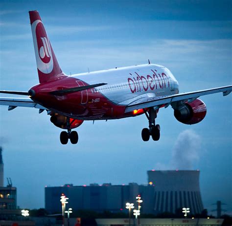 Air berlin has confirmed that the flight operations will initially be maintained, which means that passengers with disrupted flights will still be able to claim for up to €600 euros in compensation according to eu law ec 261. Wirtschaft: Air Berlin will offenbar Lohnverzicht von ...