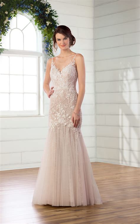 How to dress up/bling up a simple wedding dress? Romantic and Soft V-neck Mermaid Wedding Dress | Essense ...
