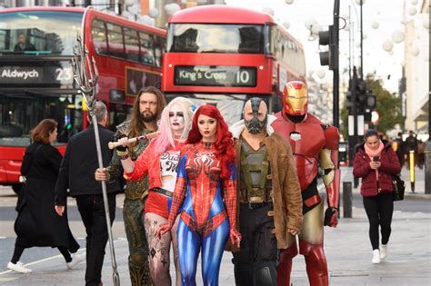 Superheroes Assemble Mcm Comic Con Returns To London