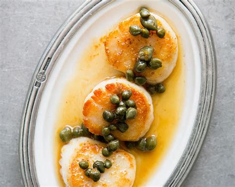Wash and pat scallops dry with kitchen towel halving them if too large. Seared Sea Scallops with Browned Butter Caper Sauce Recipe
