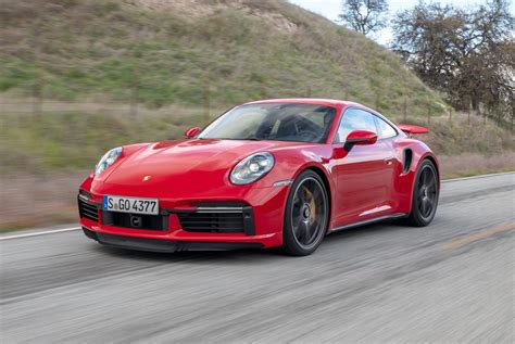 The time to 30 mph is 0.9 seconds, that's the power to pull. Porsche 911 Turbo S (992): 1e rij-indruk en specificaties ...