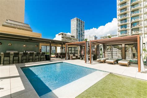 Aston Waikiki Beach Tower Swimming Pools アクア アストン 公式サイト