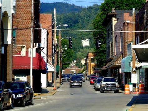 Learn what makes harlan, kentucky a best place to live, including information about real estate, schools, employers, things to do and more. Streets of harlan Kentucky. | Kentucky travel, Harlan kentucky, Appalachia