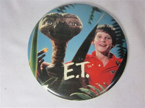 Vintage 1982 Et Extra Terrestrial Movie Giant Photo Button Pin Pinback