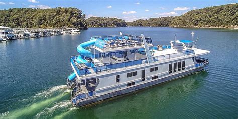 Experience The Best Houseboat Rentals On Lake Cumberland Ky