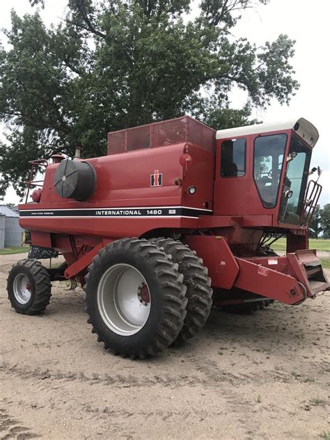 Very Well Taken Care Of Ih 1480 Combine With Radial Duals General Ih