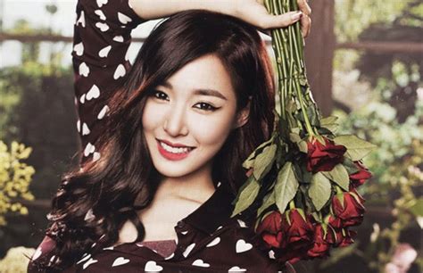 Girls Generation Tiffany S Gorgeous Floral Photo Shoot For Ceci Magazine August Issue Kdramastars