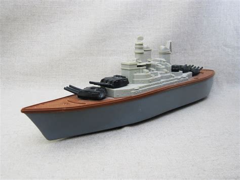 Vintage Toy Boat Strombecker 5250 Battleship Plastic With Wheels Push Toy