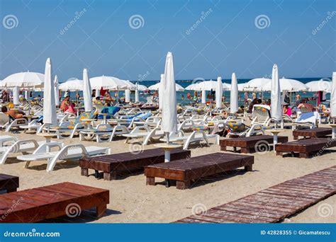 Private Beach On Mamaia Editorial Image Image Of Light